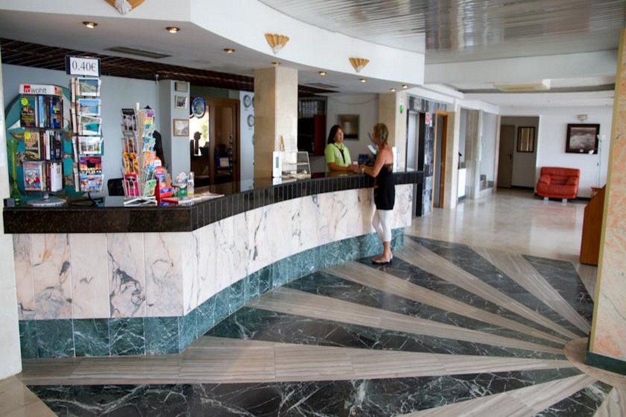 Apartamentos Playa Moreia Сильот Экстерьер фото